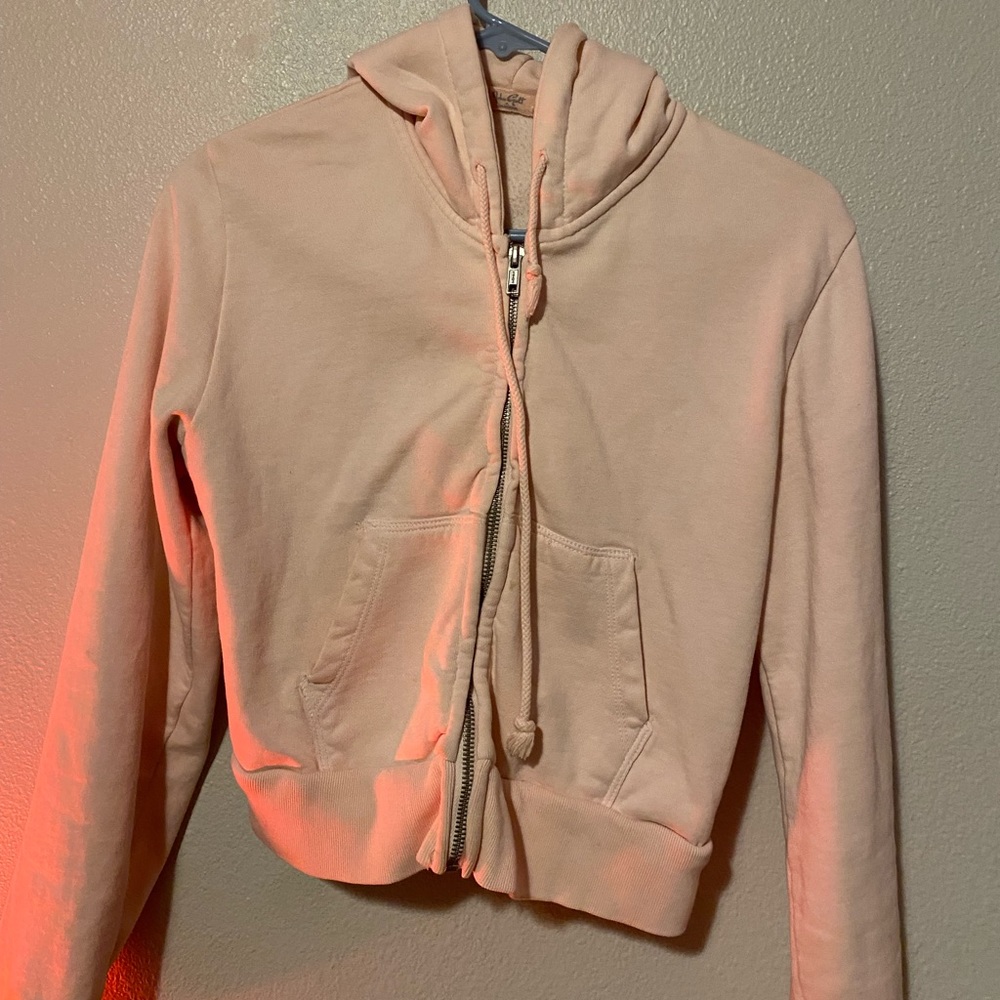 brandy melville cropped hoodie